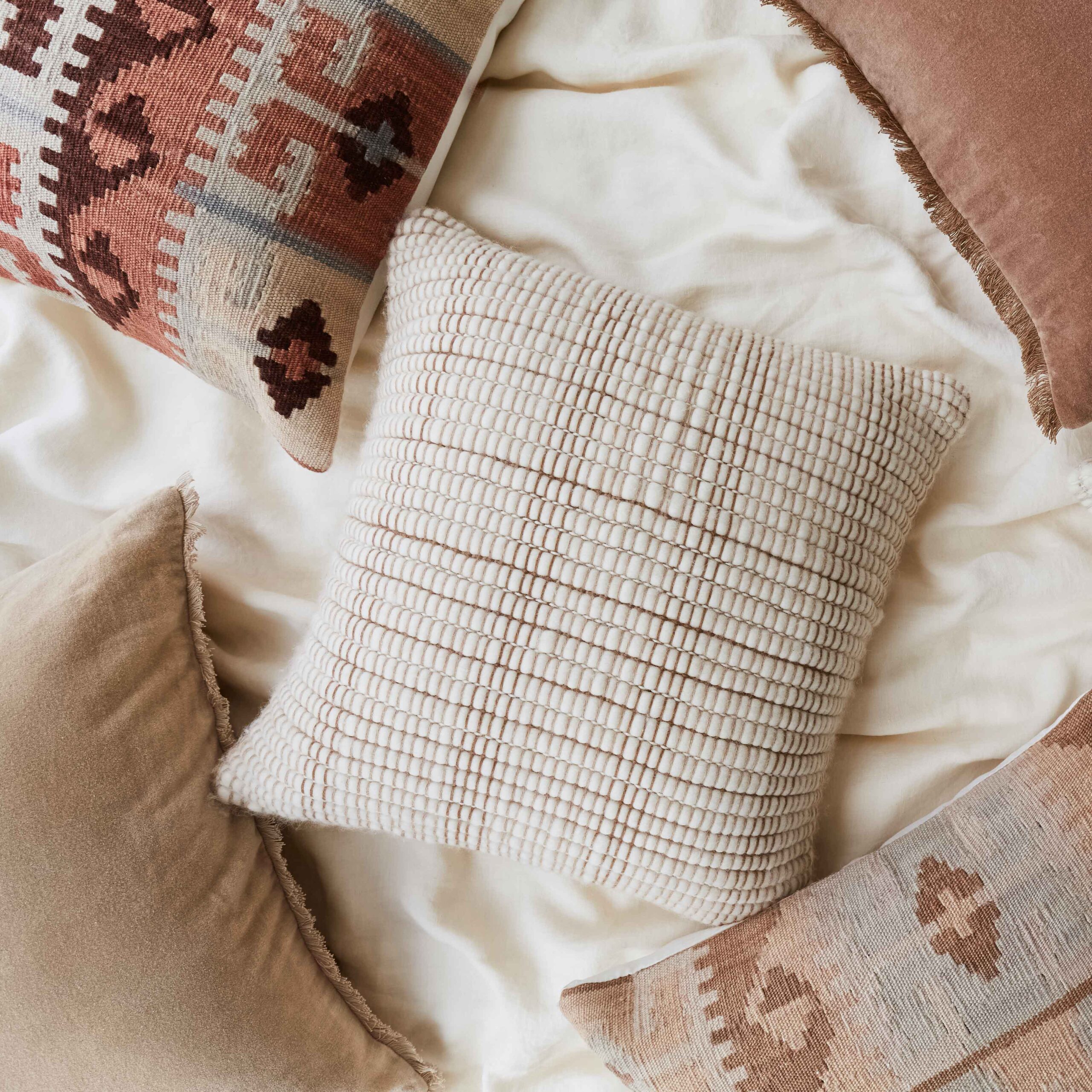 Refined Modern Kilim Decorative Pillow - Image 15