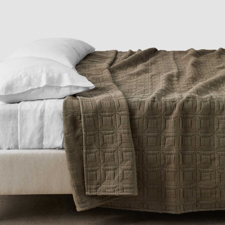 Modern Soft Cotton Bed Quilt