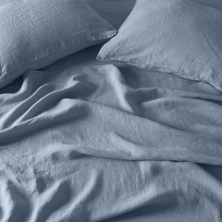Stonewashed Linen Sheet Set in Blue