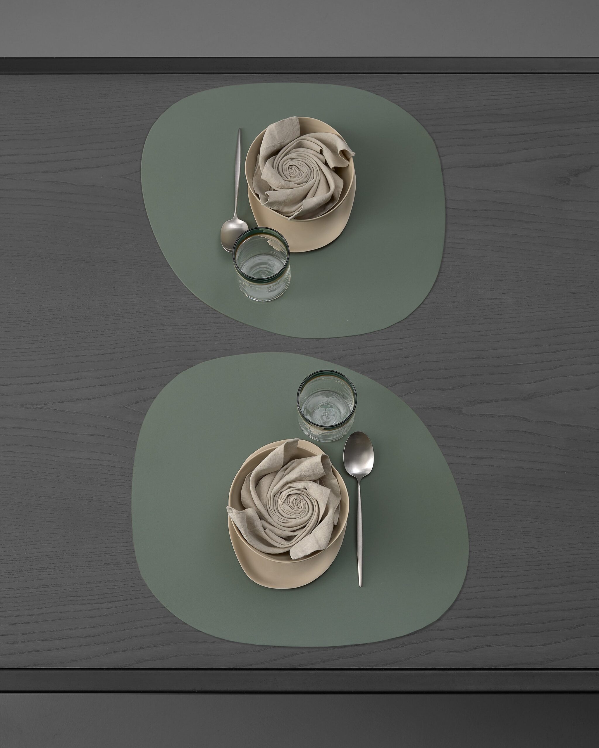 Airy Contrast Woven Placemat for Table Settings - Image 21