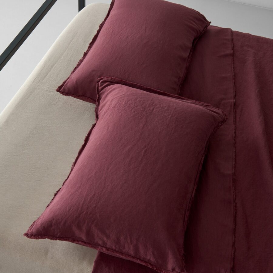 Balanced Contrast Queen Pillowcase Set for Bedding
