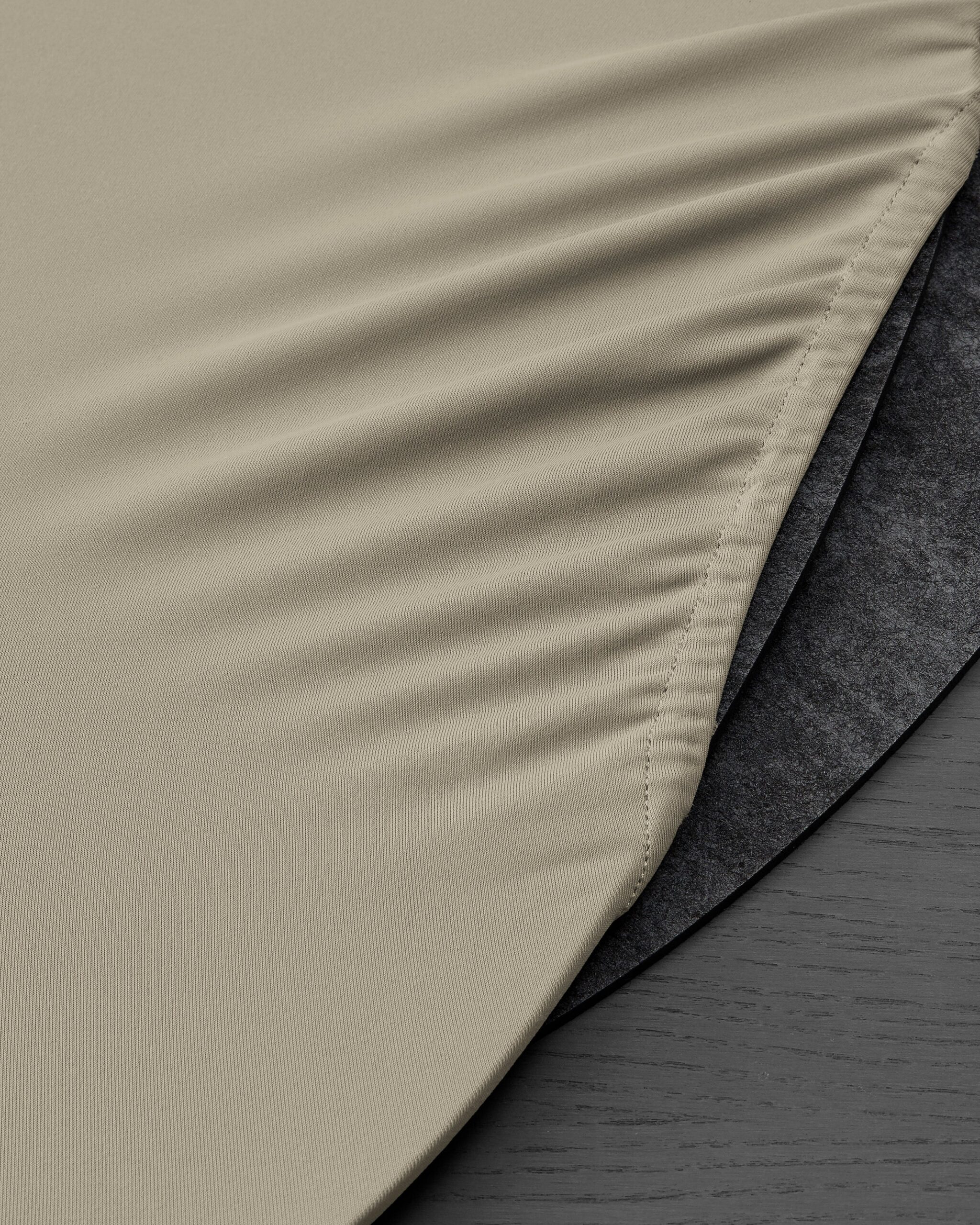 Airy Contrast Woven Placemat for Table Settings - Image 15
